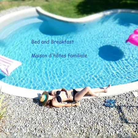 Bed & Breakfast L'oustalet Des Marres Simiane-Collongue