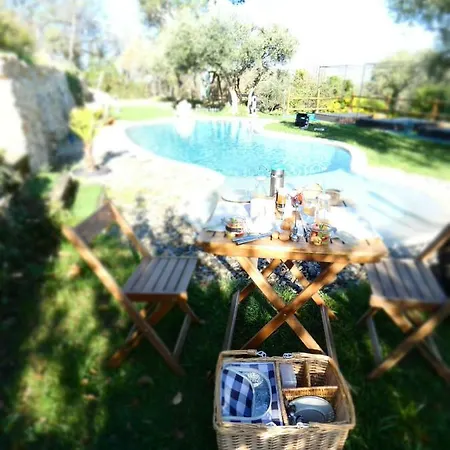 Bed & Breakfast L'oustalet Des Marres